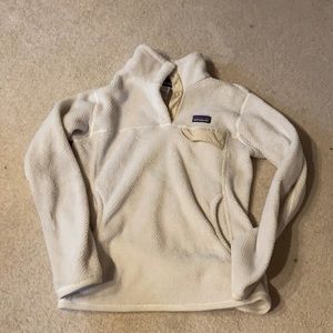 Patagonia Jacket - Cream. Women’s medium